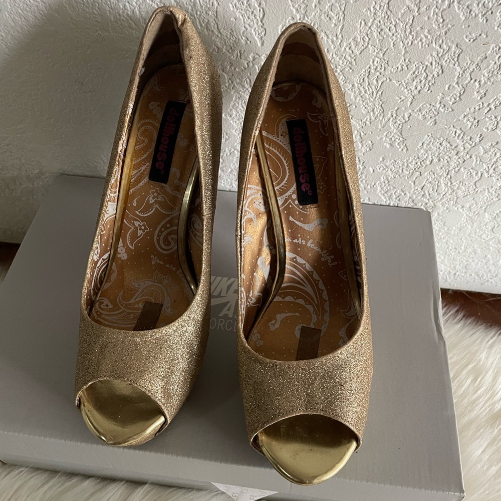 Chase + Chloe Gold Peep Toe Heels